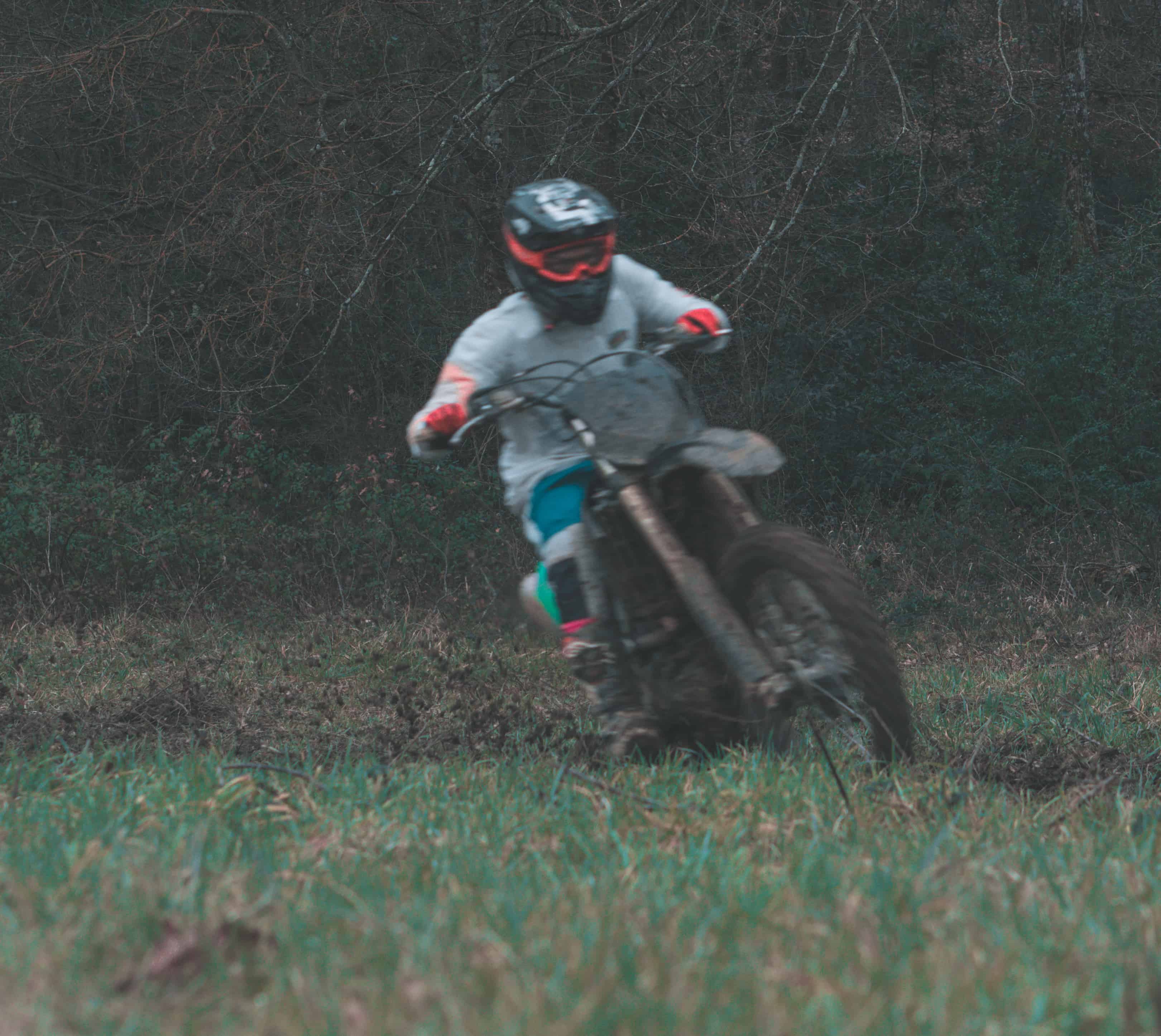 Moto Clement3